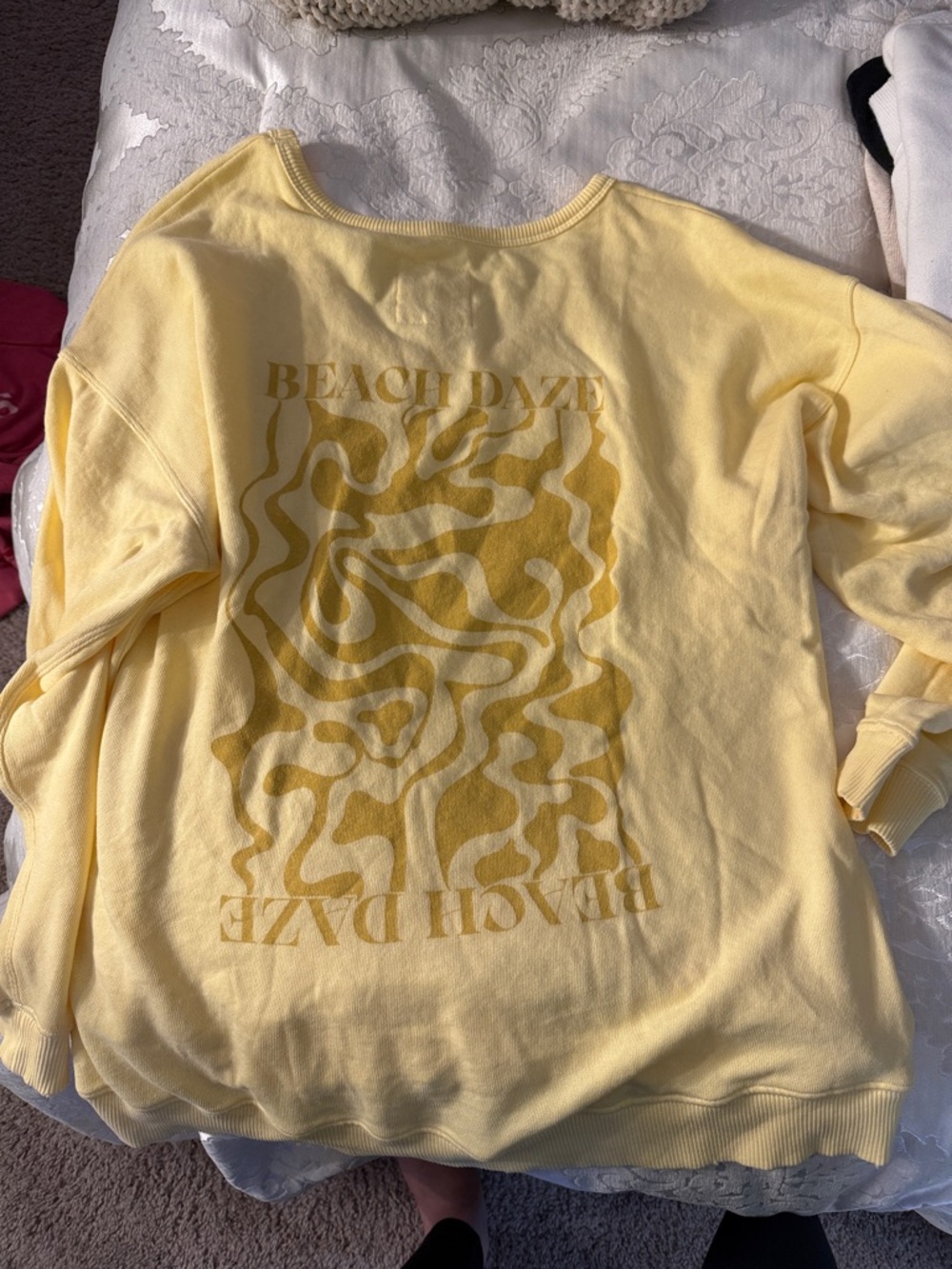 aerie Beach Daze Yellow Graphic Crewneck Sweatshirt